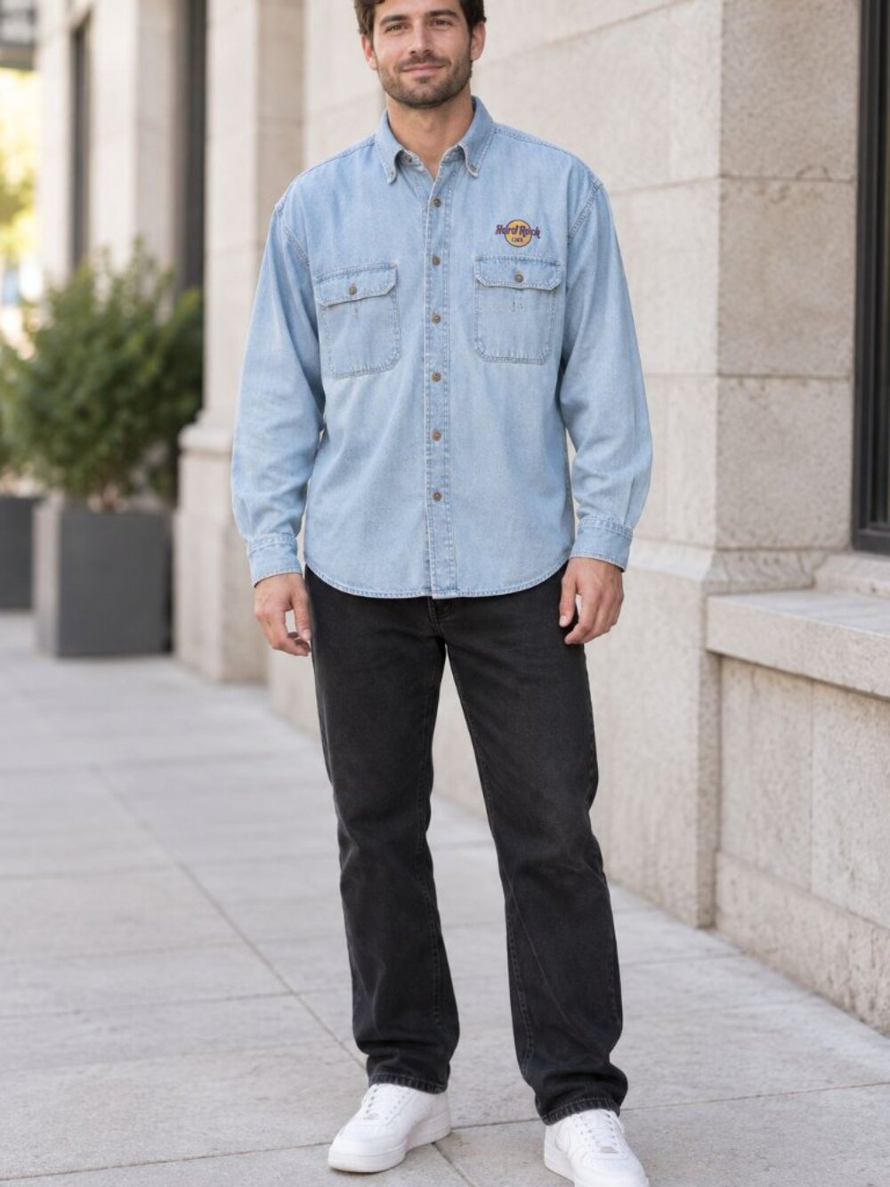 Vintage Hard Rock Cafe Denim Shirt XL Light Blue Button Front Streetwear